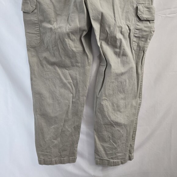 Haggar Pants Mens 36 X 30 Beige Khaki Classic Fit Cotton Blend Cargo Workwear - Picture 9 of 9
